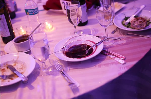 How Not To Host the Perfect Dinner Party 🙅🏻‍♀️